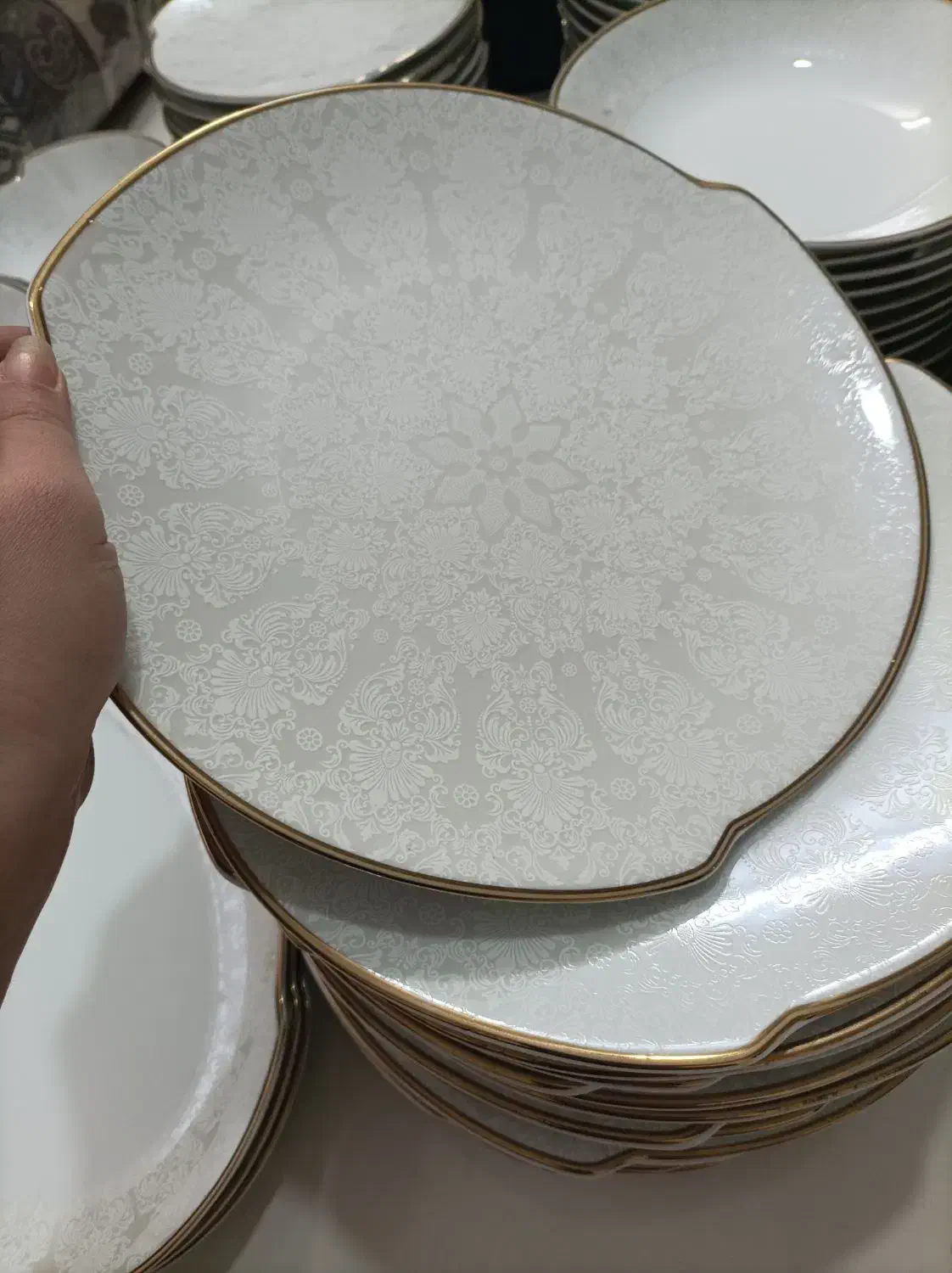 سرویس چینی تقدیس|ظروف سرو و پذیرایی|مشهد, کریم آباد|دیوار