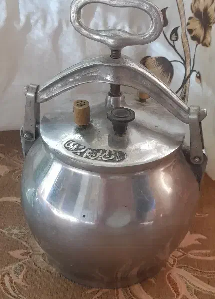 زودپز ۴ لیتری|ظروف پختوپز|خمینیشهر, |دیوار