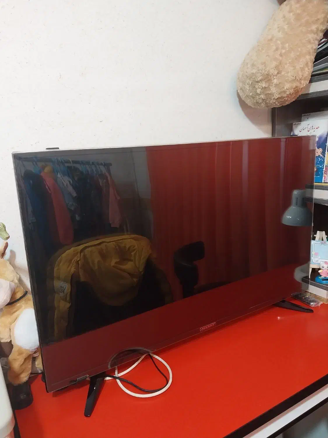 تلویزیون اکسنت|تلویزیون و پروژکتور|اراک, |دیوار