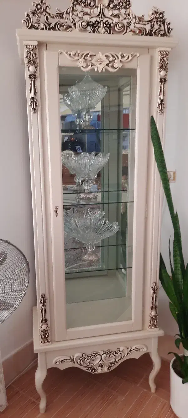 ویترین  و سرویس پذیرایی|بوفه، ویترین، کنسول|کاشمر, |دیوار