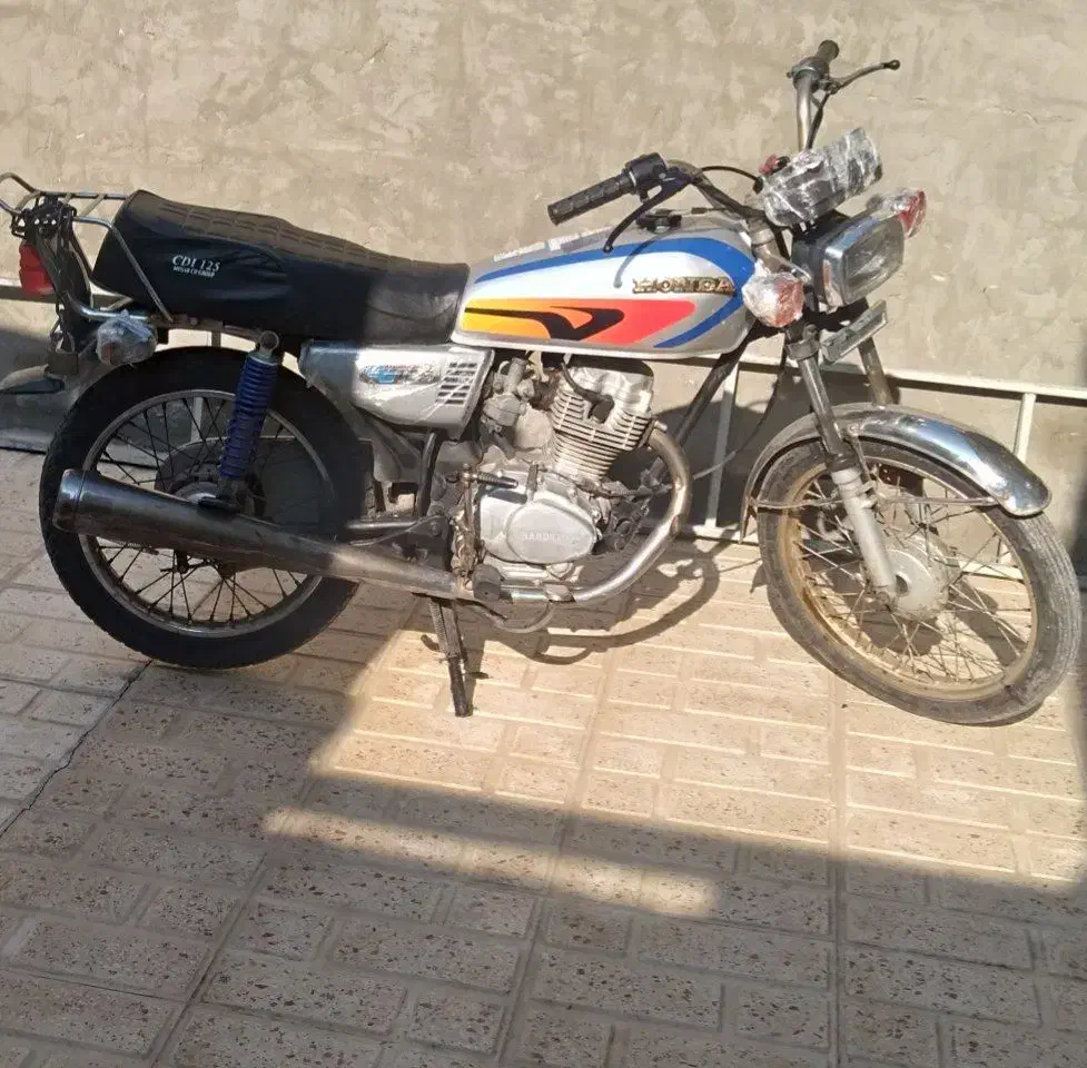 موتور مزائده|موتورسیکلت|نظرآباد, شهرک آزادگان|دیوار