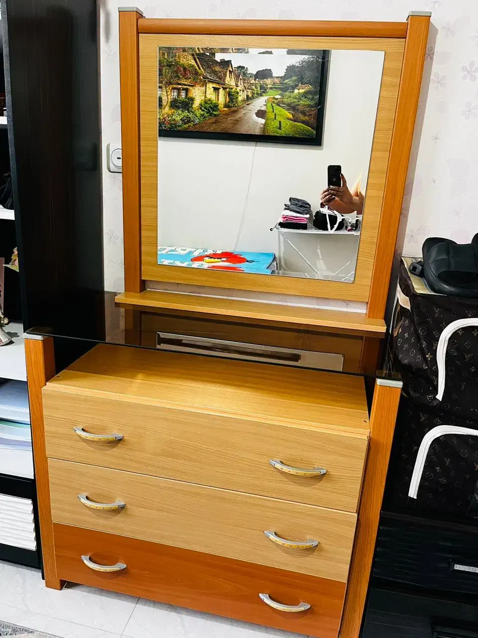 کمد|جاکفشی، کمد، دراور|رودهن, |دیوار