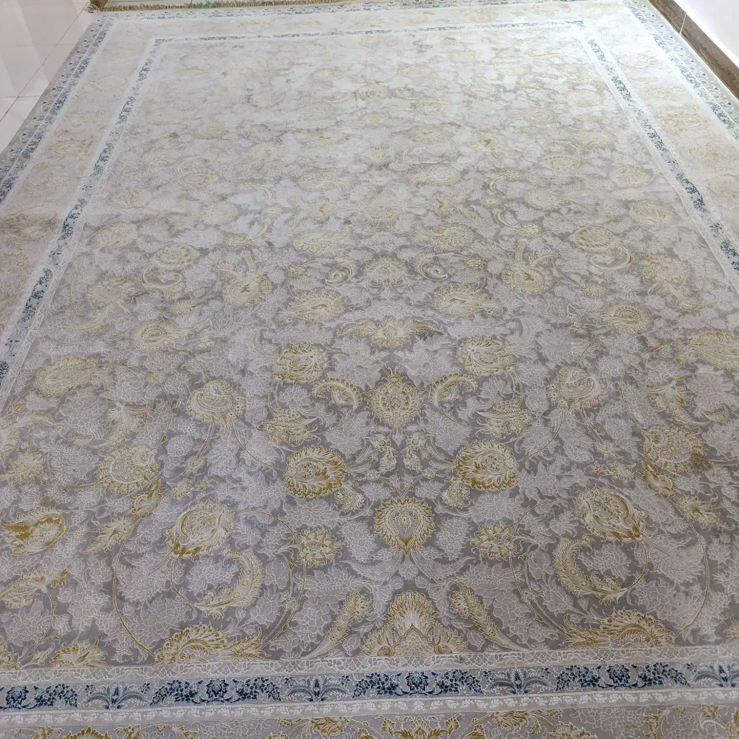 فرش 12 متری|فرش|رشت, حمیدیان|دیوار