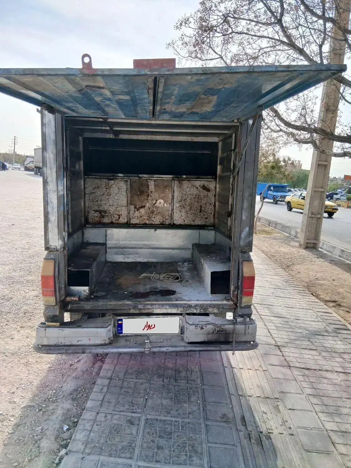 وانت‌مزدا‌دوکابین‌ مدل 1374|خودرو سواری و وانت|شیراز, قلعه شاهزاده بیگم|دیوار