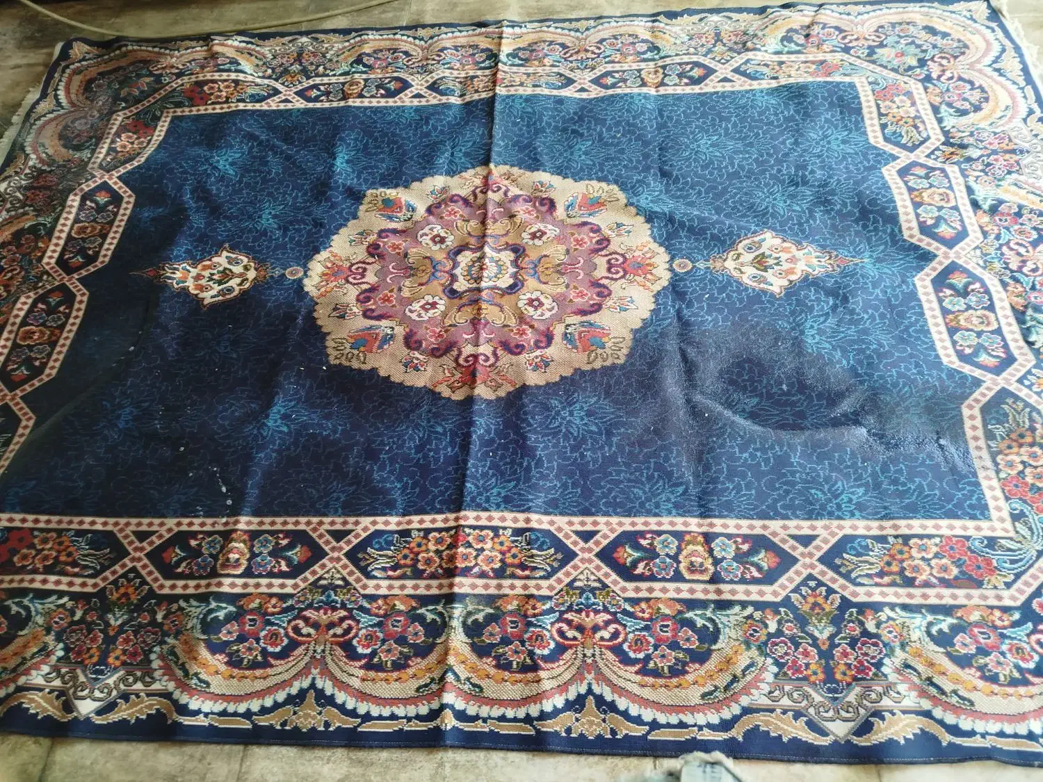 گلیم 9متری|گلیم، جاجیم، گبه|شیراز, کوشک میدان|دیوار