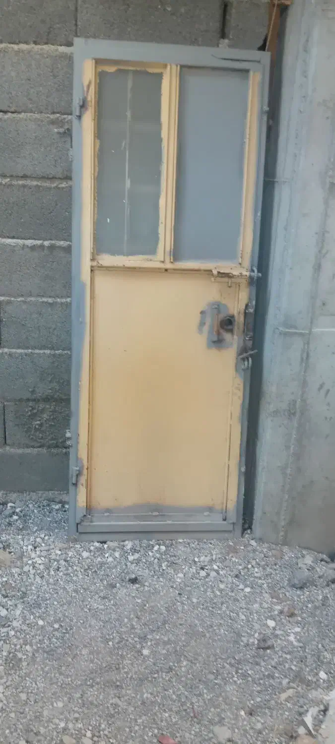 درب اهنی 70*190|مصالح و تجهیزات ساختمان|ایلام, |دیوار