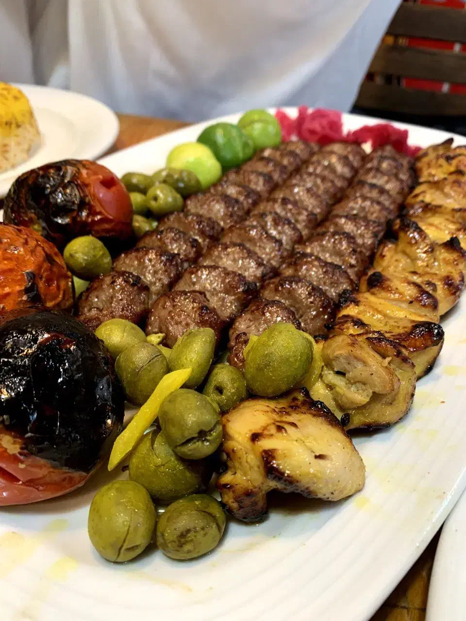 رستوران بابونه تهیه غذا وتوزیع|خدمات پذیرایی، مراسم|تهران, پامنار|دیوار