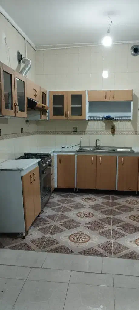 کابینت فلز دست دوم|آب‌چکان و نظم‌دهنده ظروف|شیراز, شهرک ترکان|دیوار