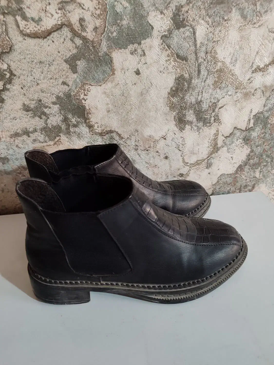 کفش|کیف، کفش، کمربند|سمنان, |دیوار