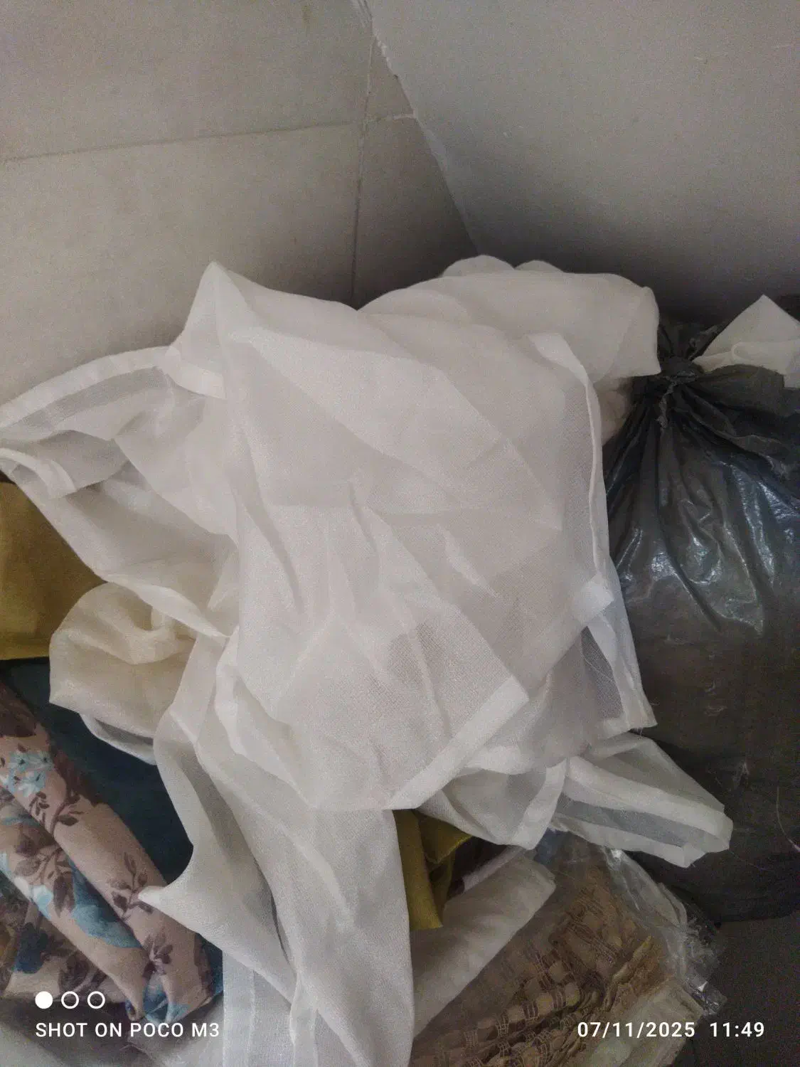 خرده پارچه خیاطی|لوازم خیاطی و بافتنی|قائم‌شهر, |دیوار