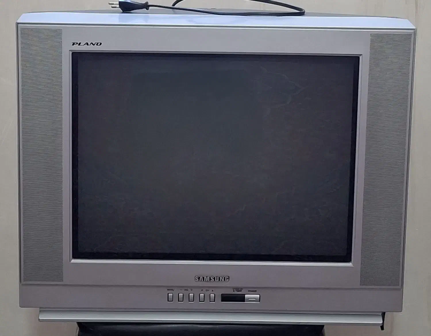 کارکرده|تلویزیون و پروژکتور|خمینی‌شهر, |دیوار