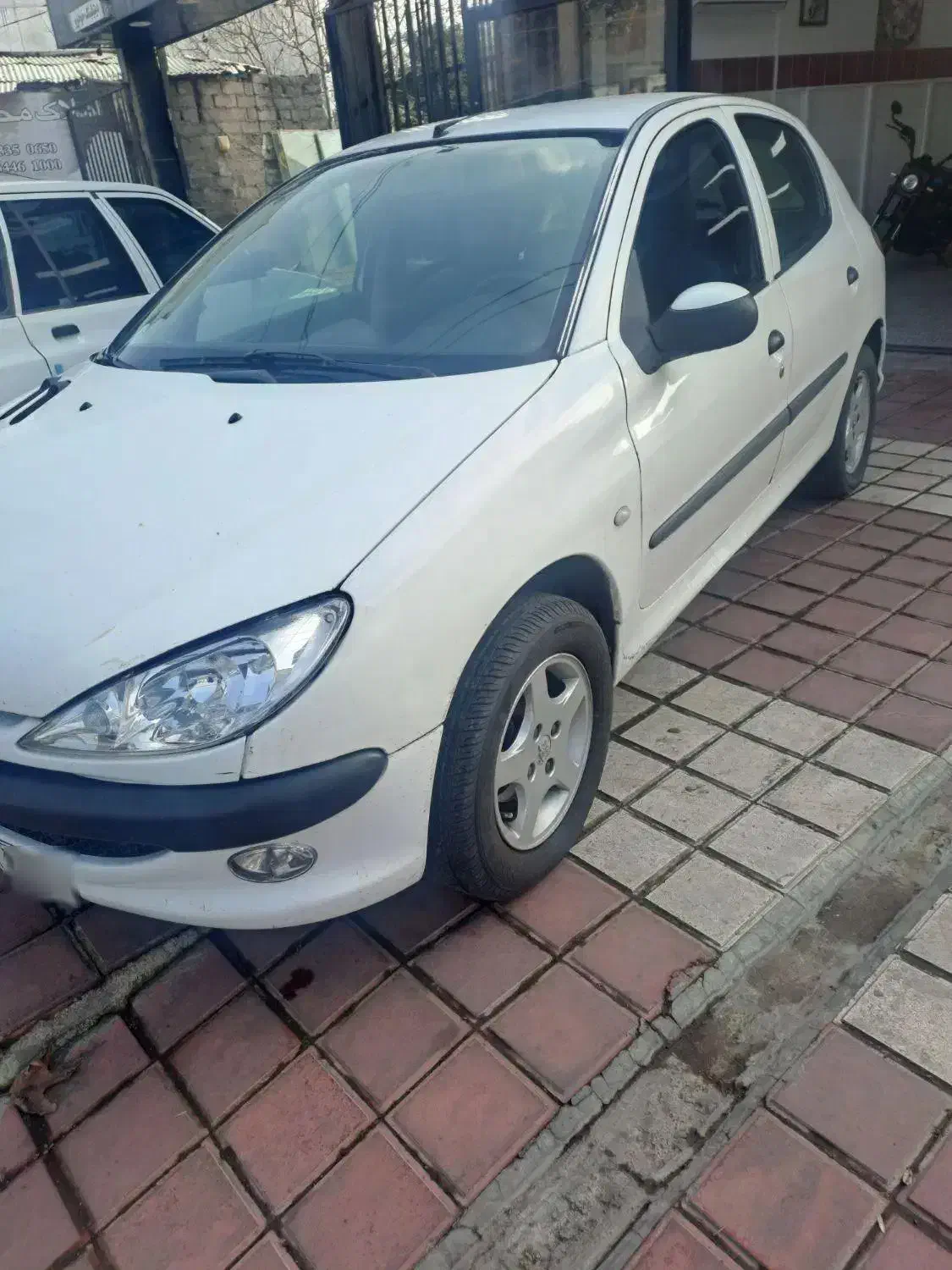 206مدل89تیپ۲ ABSدوررنگ کف سینی عقب جزی خوردگی دارد|خودرو سواری و وانت|خشکبیجار, |دیوار