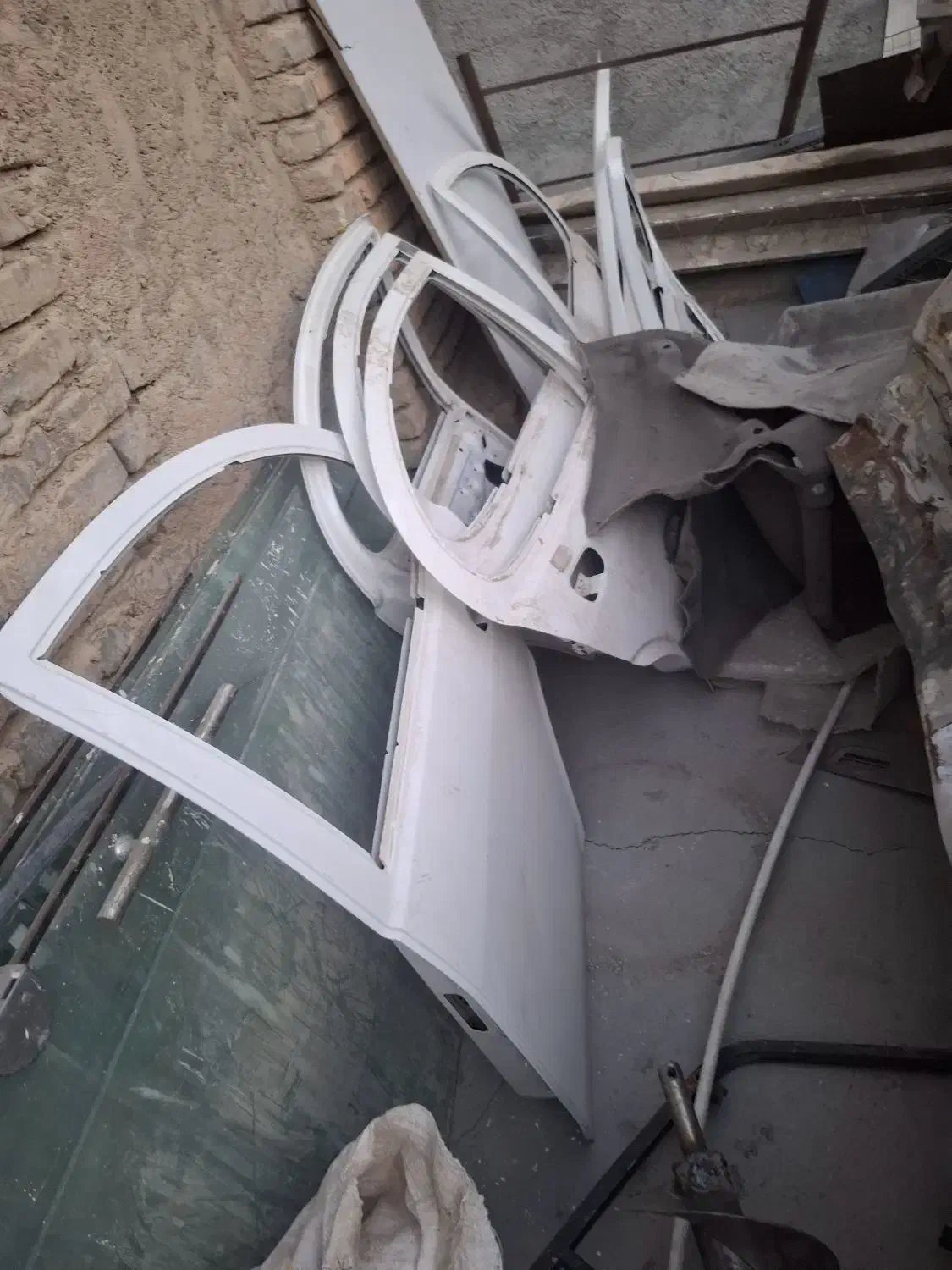 درب ساینا تیبا گلگیر درب صندوق بیرنگ|قطعات یدکی و لوازم جانبی|کرمانشاه, |دیوار