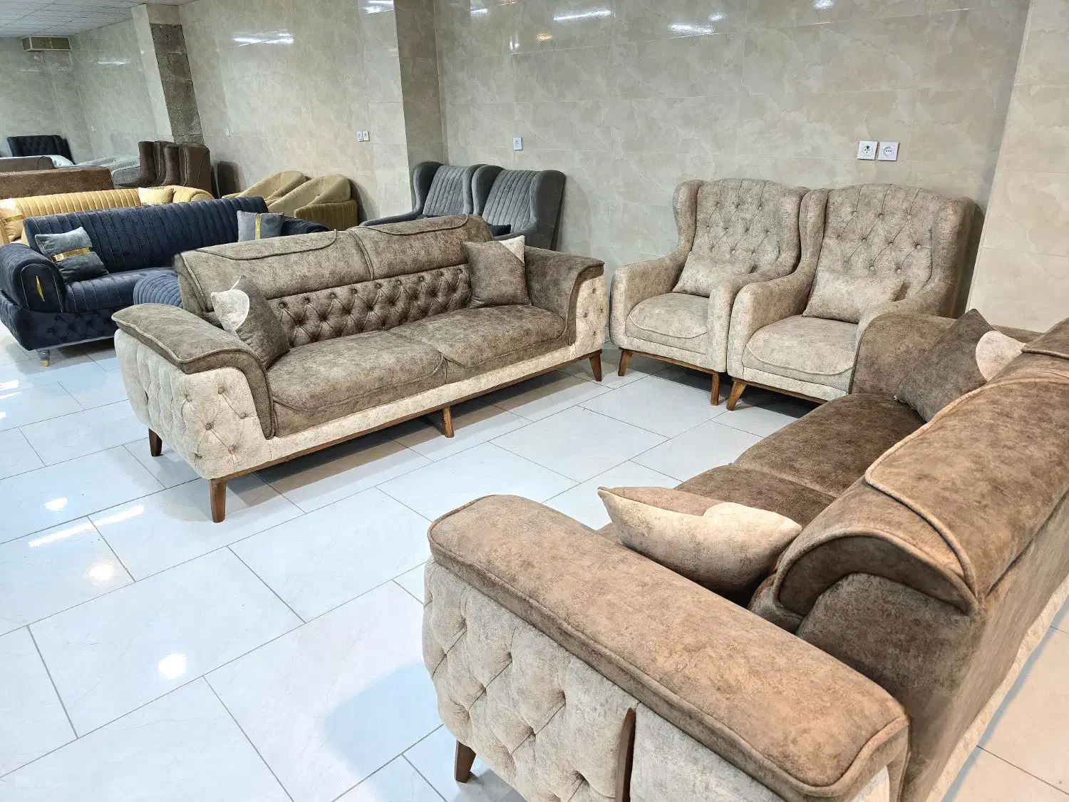 مبل راحتی 8نفره لوکاس|مبلمان خانگی و میز عسلی|یزد, |دیوار