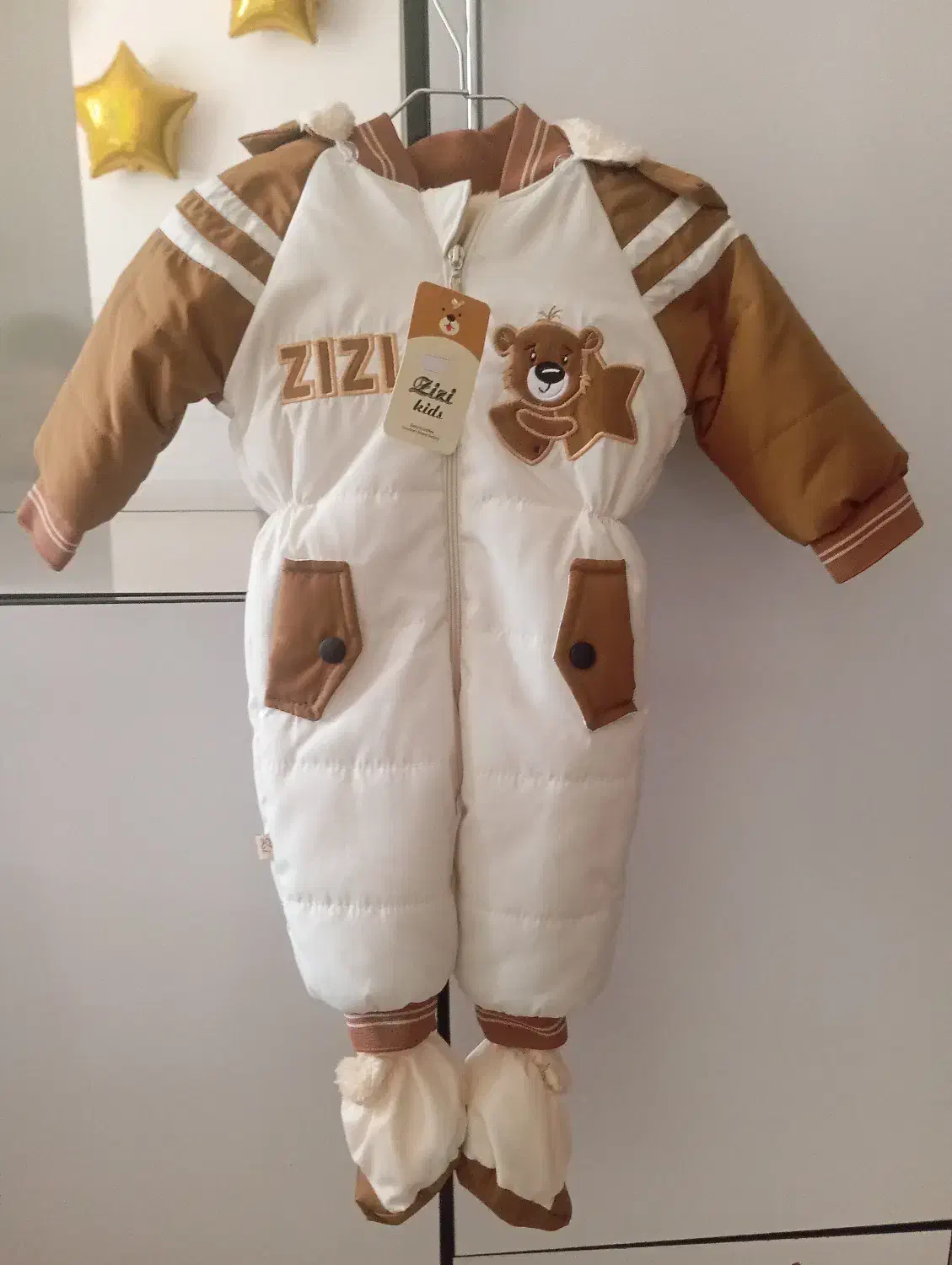 لباس بچه|کفش و لباس بچه|دوگنبدان, |دیوار