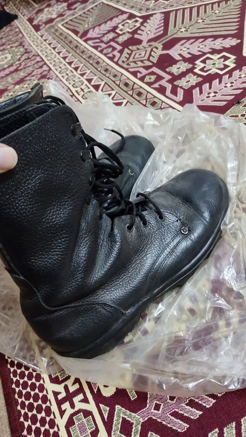 پوتین سربازی در حد نو|کیف، کفش، کمربند|گنبد کاووس, |دیوار