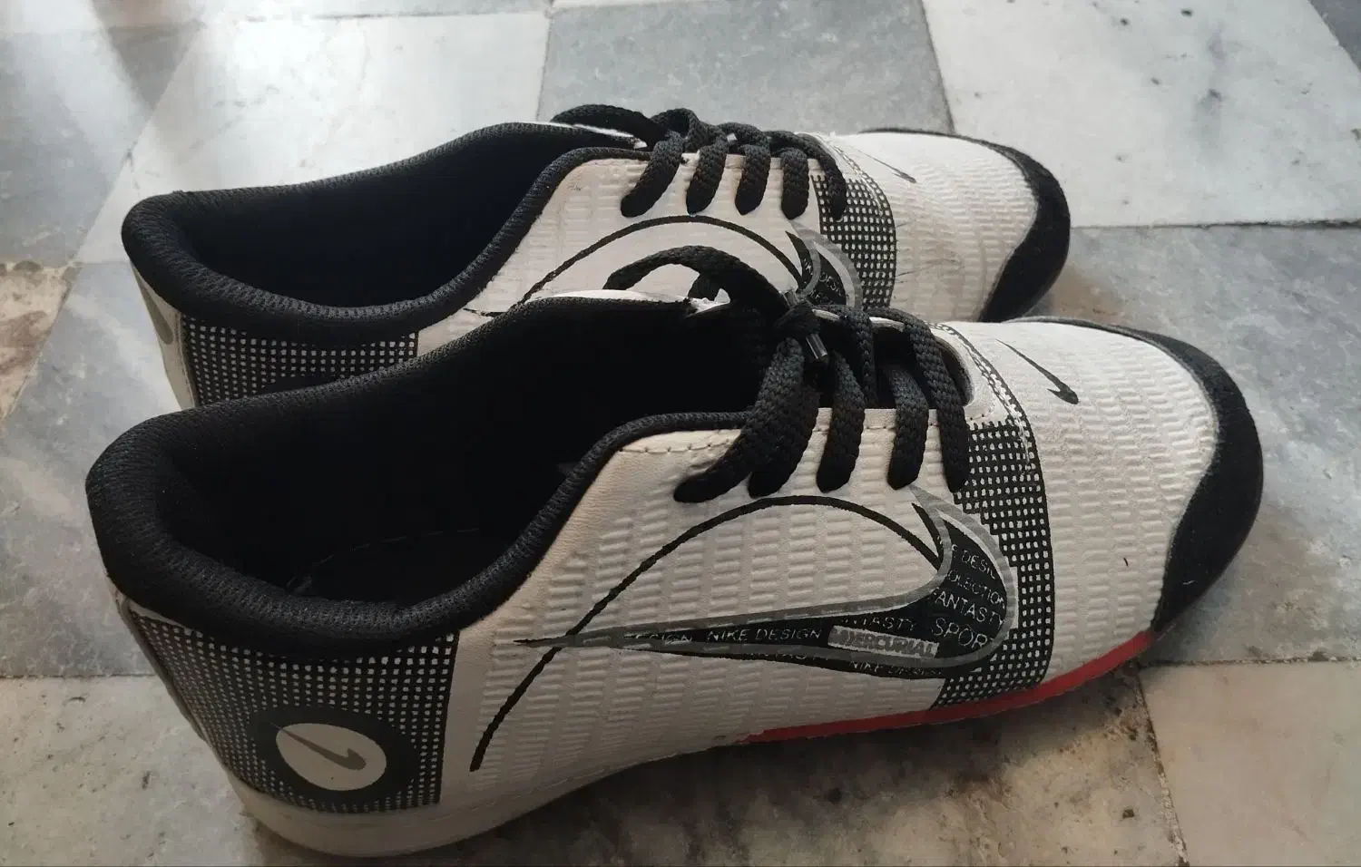 دو جفت کفش فوتسال و فوتبال|کیف، کفش، کمربند|زنجان, |دیوار