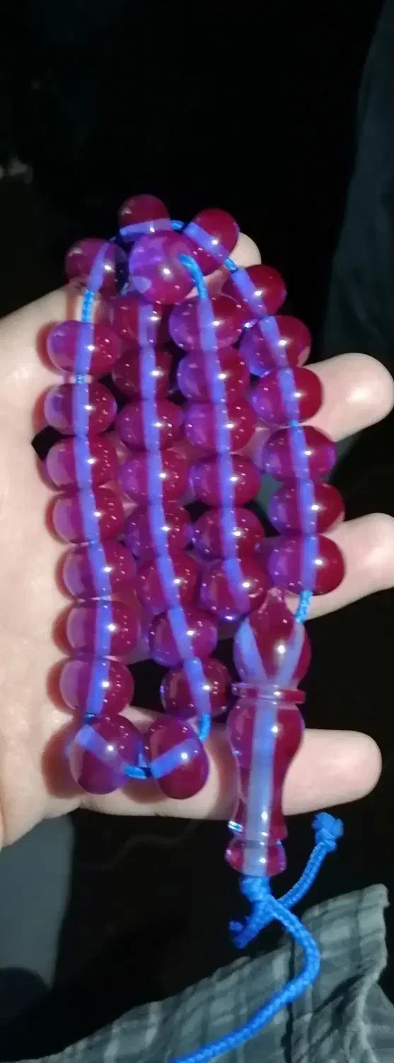 تسبیح سندلوس|کلکسیون اشیاء عتیقه|ارومیه, |دیوار