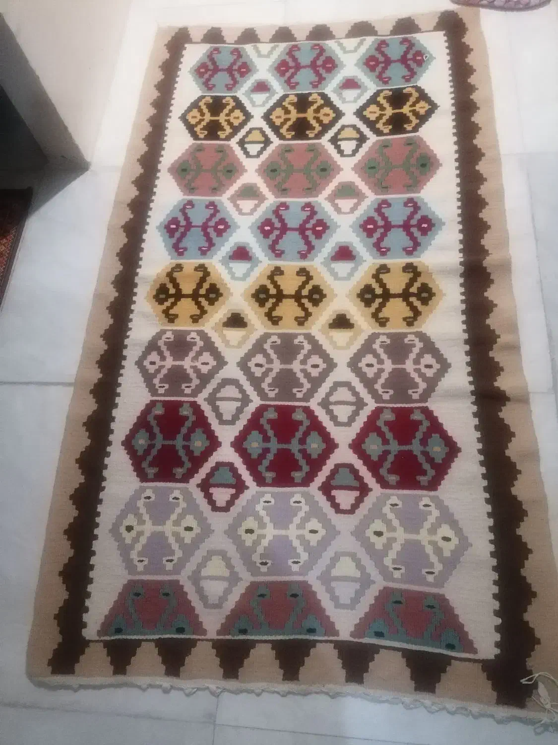 گلیم دستباف الیاف پشم درحدنوفروش فوری|گلیم، جاجیم، گبه|پرند, فاز ۶|دیوار