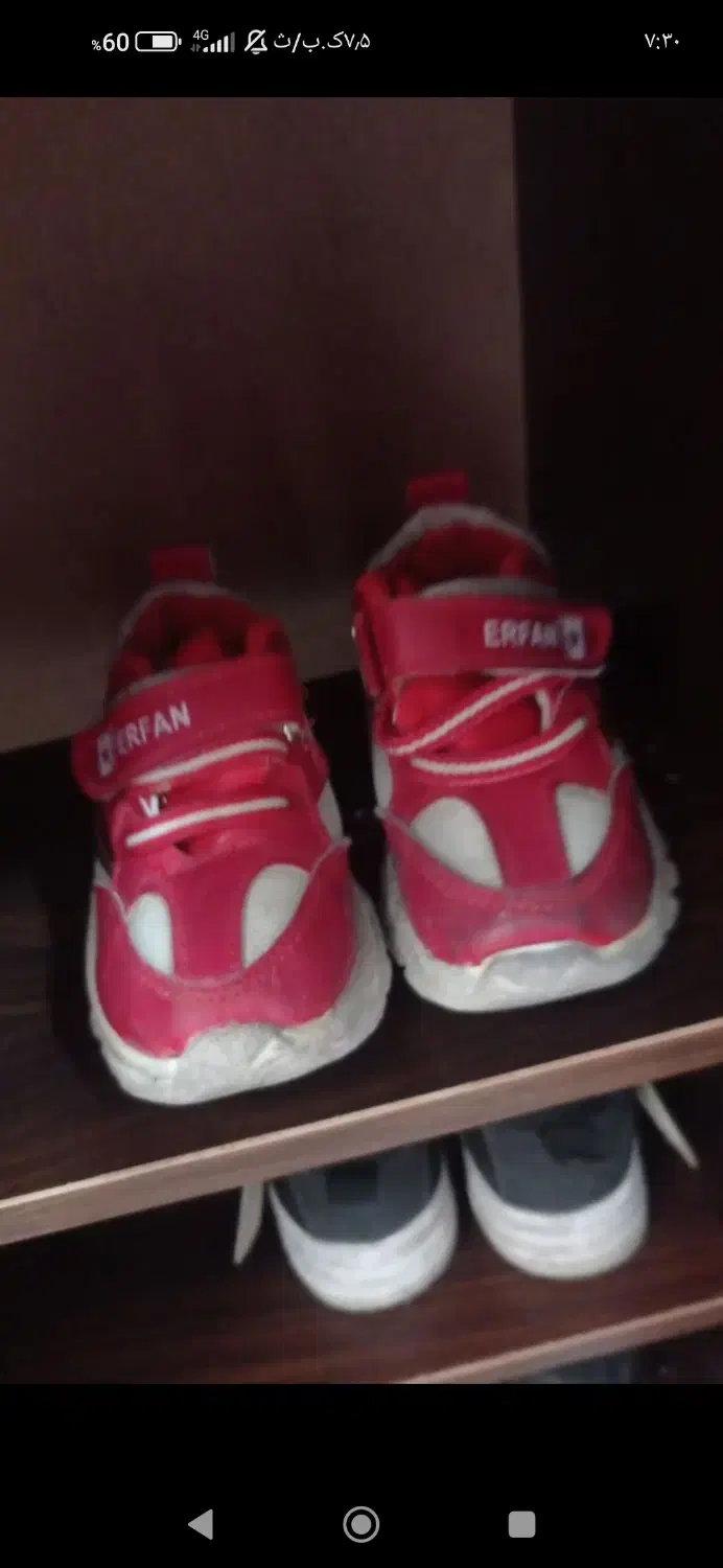 کتونی اسپرت|کیف، کفش، کمربند|صفادشت, |دیوار