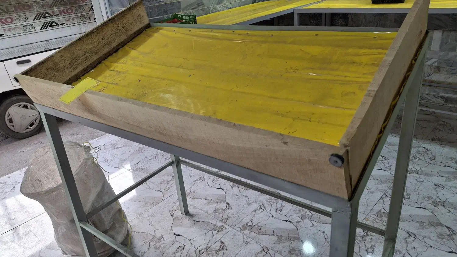 میز ولوازم،میوه فروشی|فروشگاه و مغازه|سیاهکل, |دیوار