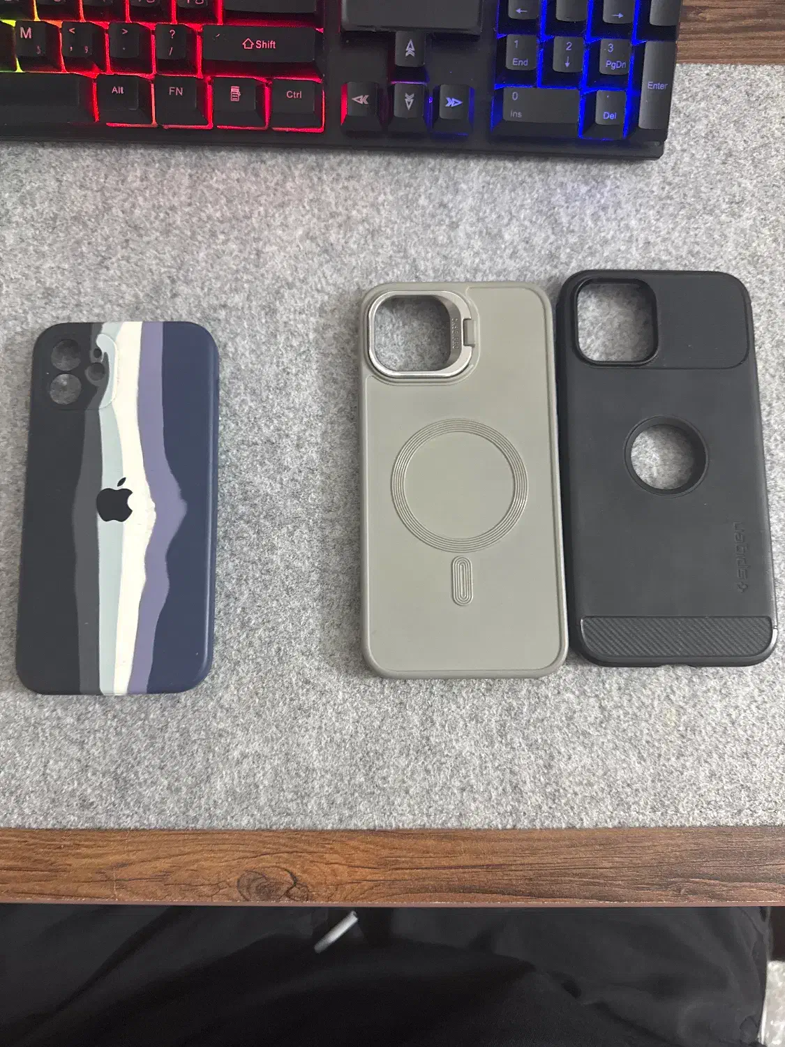 قاب ایفون ۱۲ و ایفون ۱۲ پرومکس|لوازم جانبی موبایل و تبلت|بندرعباس, |دیوار