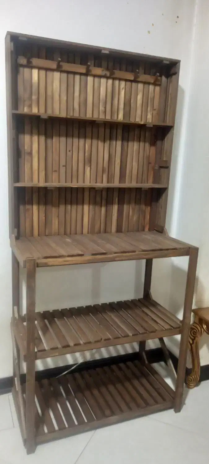 کافی بار|کتابخانه، شلف، قفسه‌های دیواری|خمینی‌شهر, |دیوار