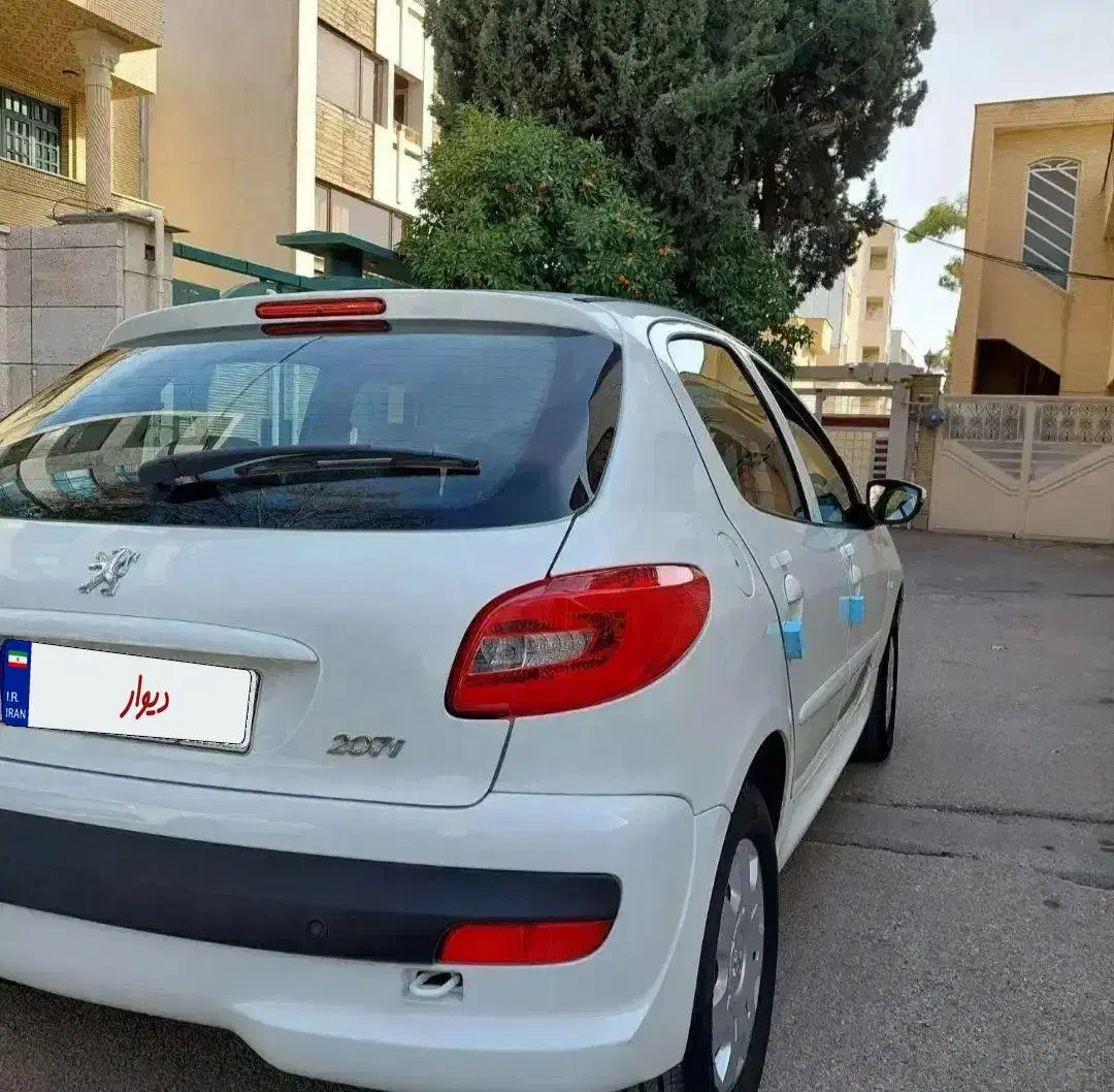 ۲۰۷ دنده ۴۰۲|خودرو سواری و وانت|تنکابن, |دیوار