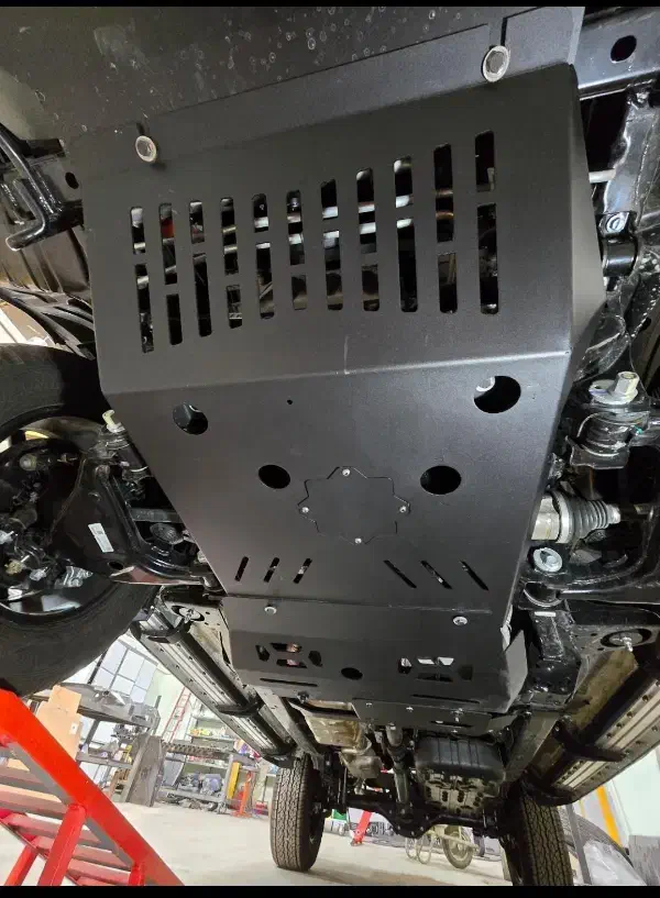 سینی زیر موتور برای خودروهای آفرودی و چینی|قطعات یدکی و لوازم جانبی|تبریز, |دیوار