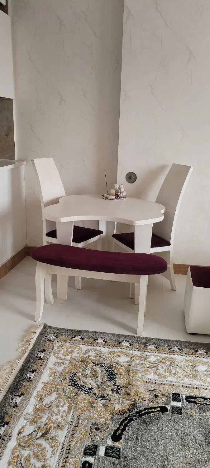 مبل 8 نفره به همراه میز ناهارخوری و عسلی|مبلمان خانگی و میز عسلی|صدرا-فارس, فاز ۱|دیوار