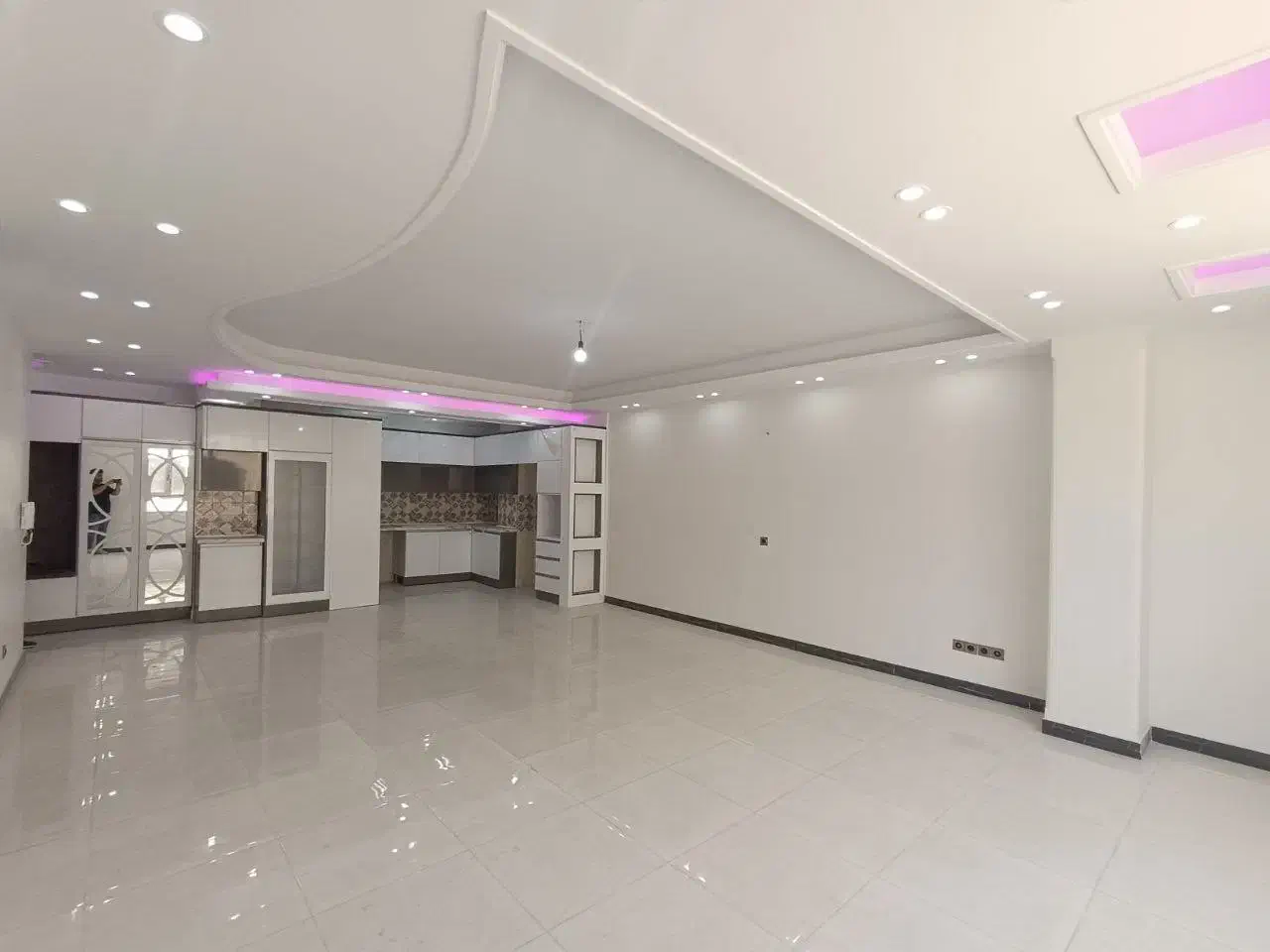 ۱۰۰ متری نوساز /مناسب سرمایه گذاری و سکونت.|فروش آپارتمان|اصفهان, دانشگاه اصفهان|دیوار