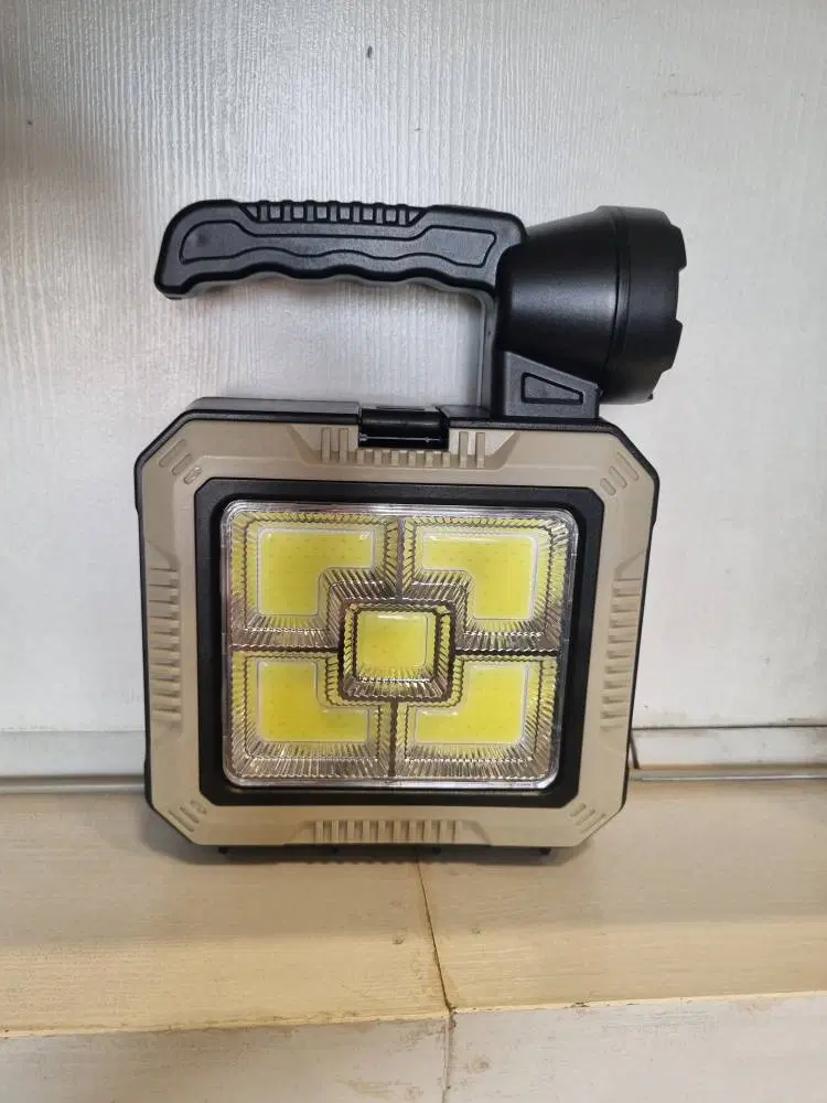 چراغ قوه و پروژکتور خورشیدی SOLAR Portable Lamp|کوهنوردی و کمپینگ|تهران, حسن‌آباد|دیوار