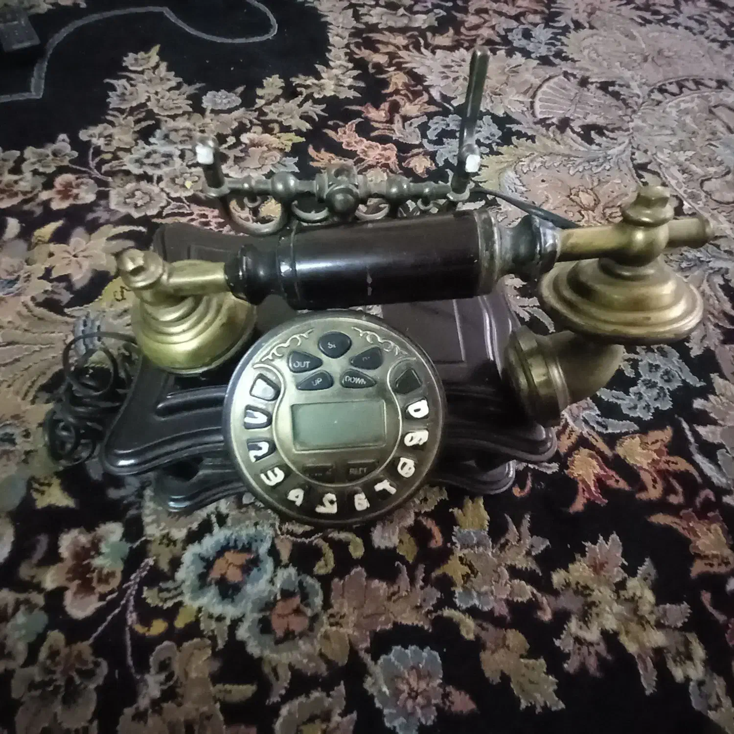 تلفن قدیمی|کلکسیون اشیاء عتیقه|مشهد, خرمشهر|دیوار