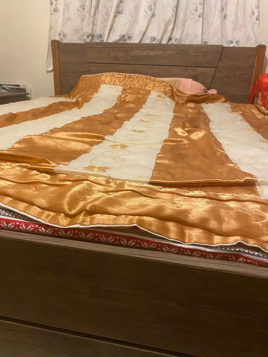 فروش فوری|تخت و سرویس خواب|هشتگرد, مدرس|دیوار