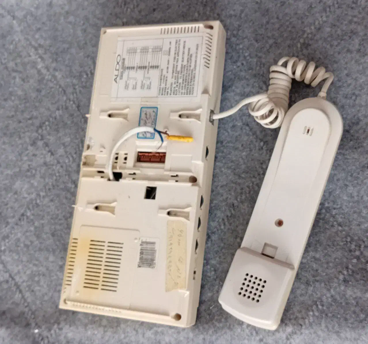 آیفون تصویری|دوربین مداربسته|قم, ولیعصر|دیوار