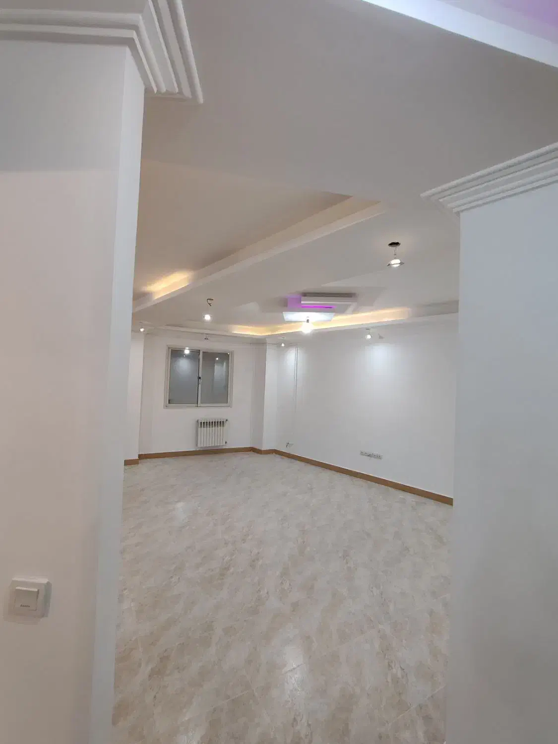 نقاشی ساختمان با مناسب ترین قیمت و کیفیت عالی|خدمات پیشه و مهارت|رشت, صفاری|دیوار