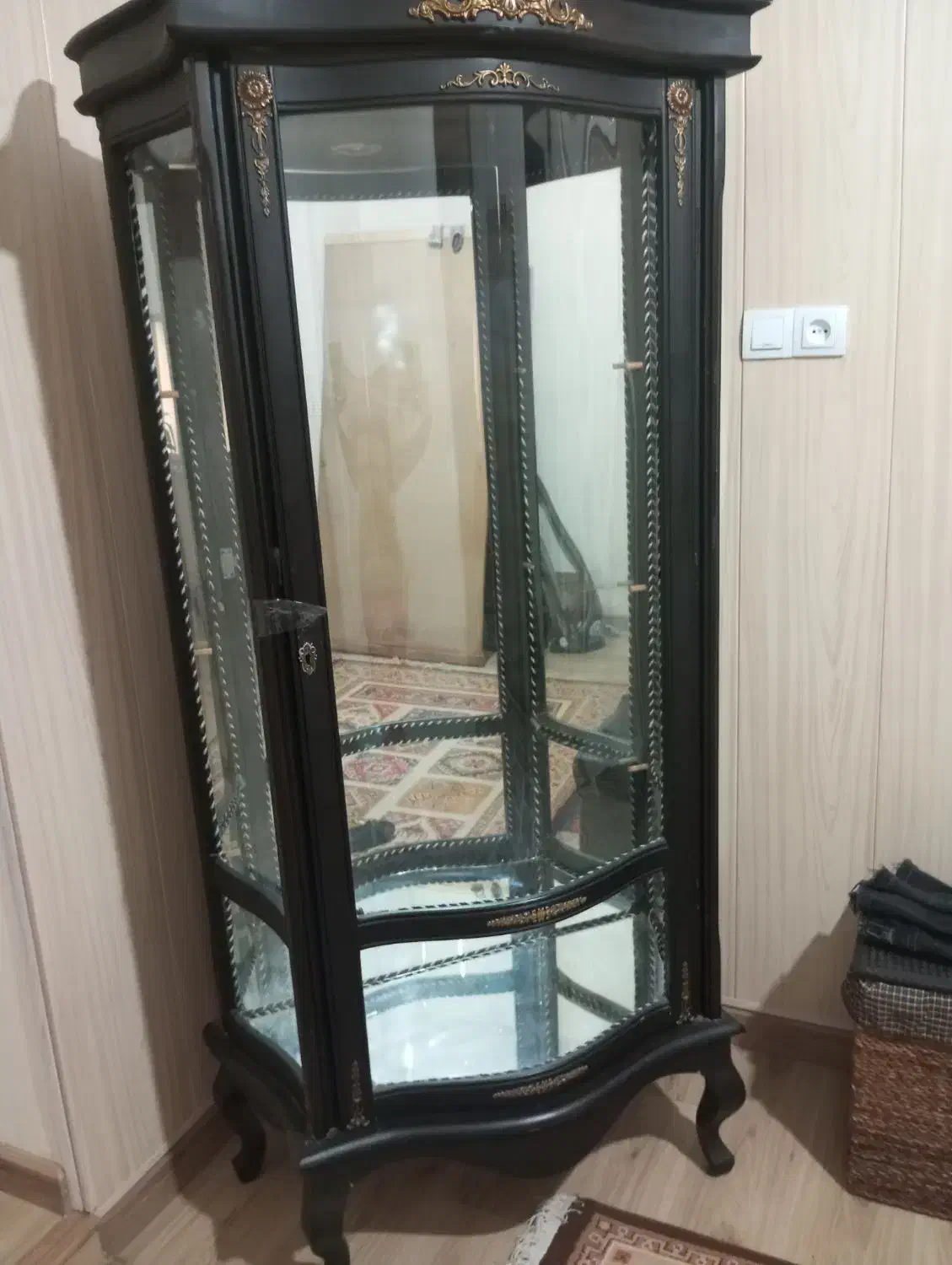 بوفه چوبی|بوفه، ویترین، کنسول|شیراز, فرگاز|دیوار