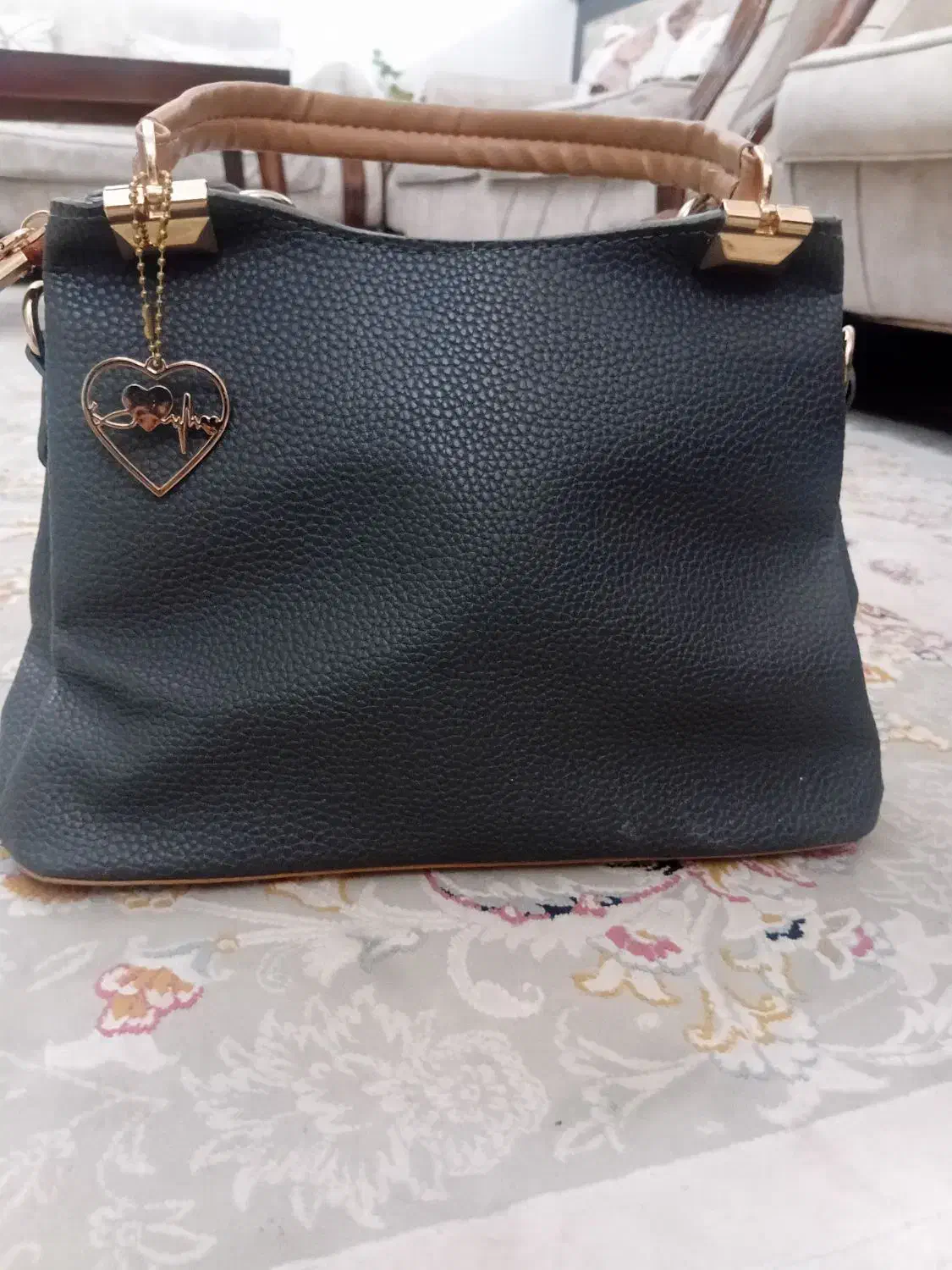 کیف زنانه یک  عدد|کیف، کفش، کمربند|خرم‌آباد, |دیوار