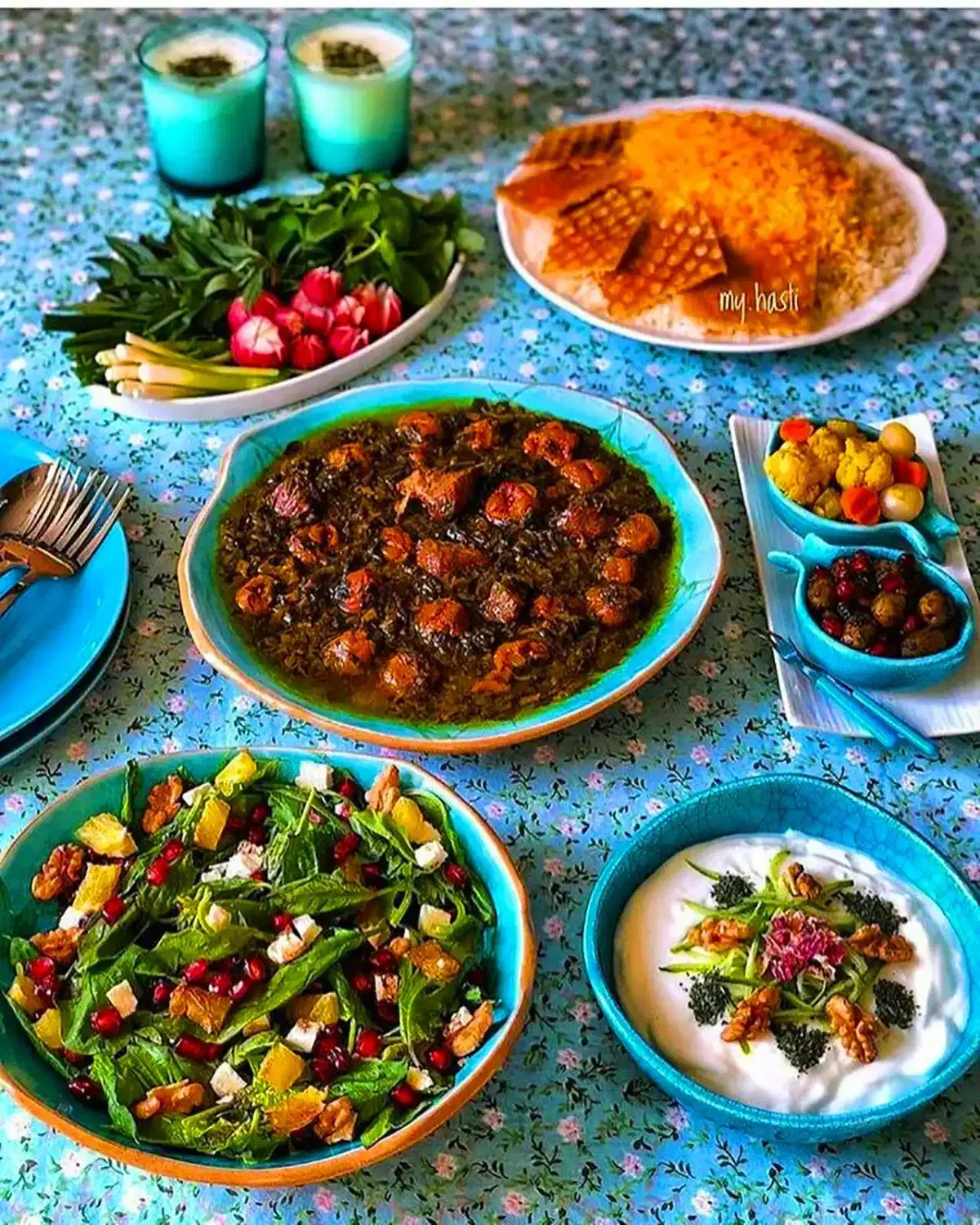 دانشجو دختر خوابگاهی سلف تغذیه امیرکبیر نعل اسبی|کارت هدیه و تخفیف|یزد, |دیوار