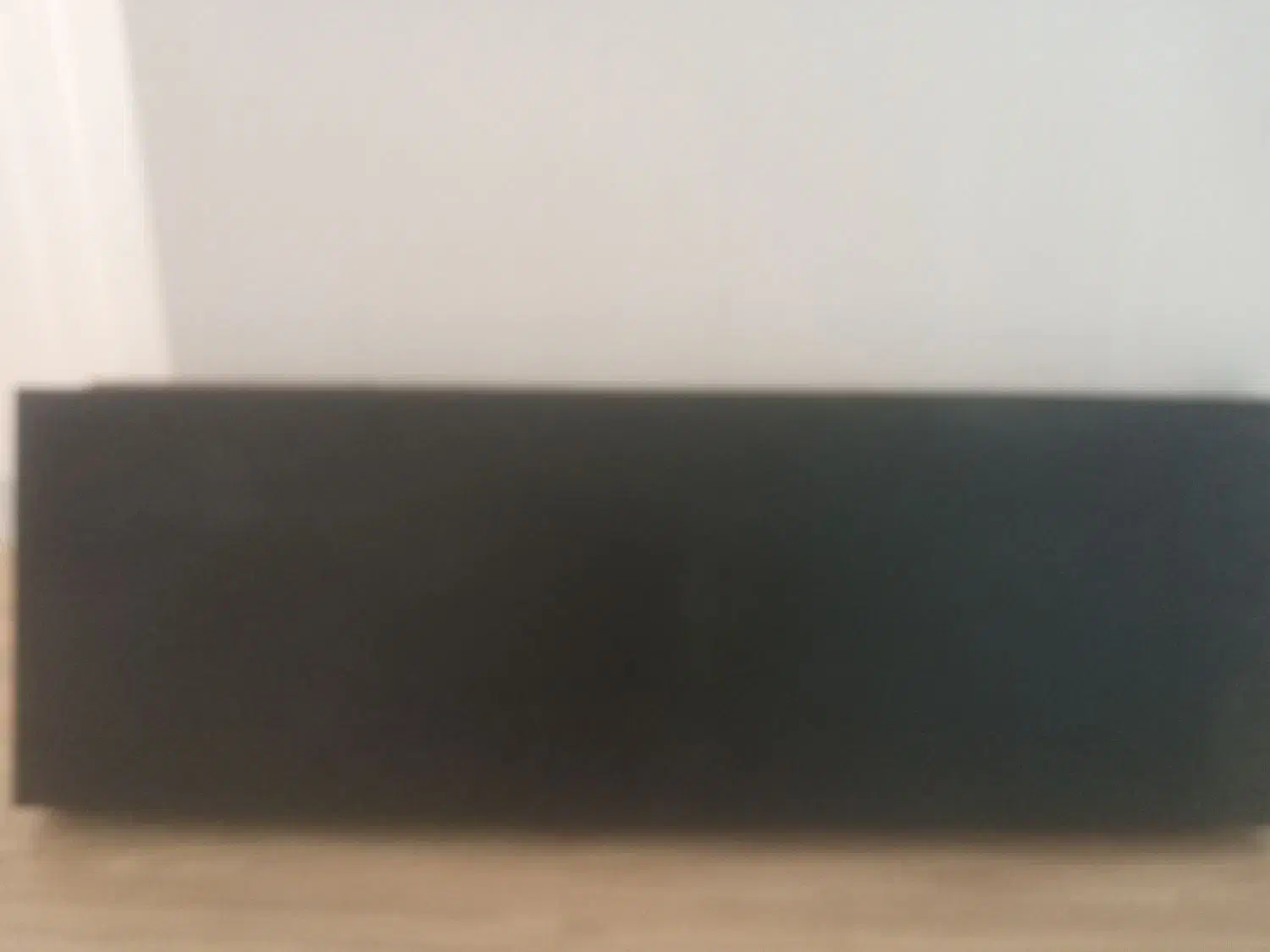 میز تلویزیون دیواری در حد نو|میز تلویزیون|ری, حمزه‌آباد|دیوار