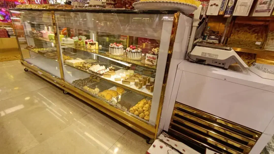 سه عدد یخچال مکعبی و ویترین قنادی|فروشگاه و مغازه|تهران, قلهک|دیوار