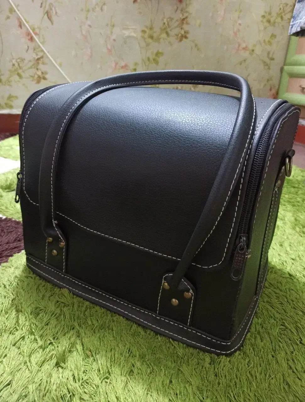 ابزار کار کاشت مژه|خدمات آرایشگری و زیبایی|سورک, |دیوار