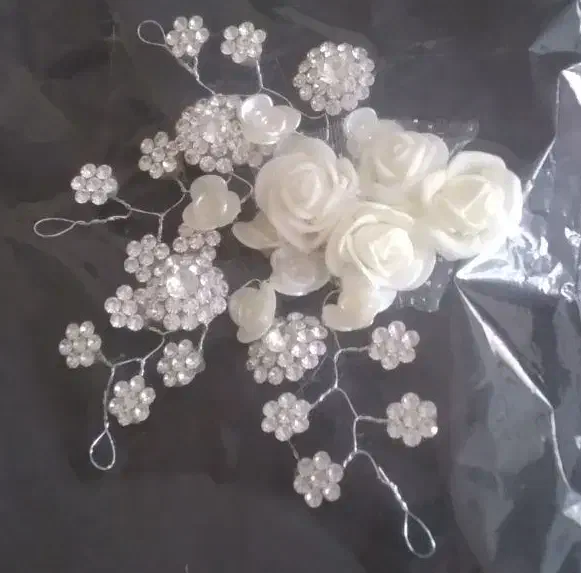 ست گردنبند و گوشواره مجلسی و گلسر|زیورآلات و اکسسوری|محمدیه-قزوین, |دیوار