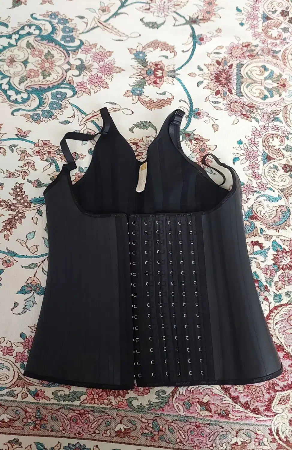 گن ساعت شنی|لباس|اردبیل, |دیوار