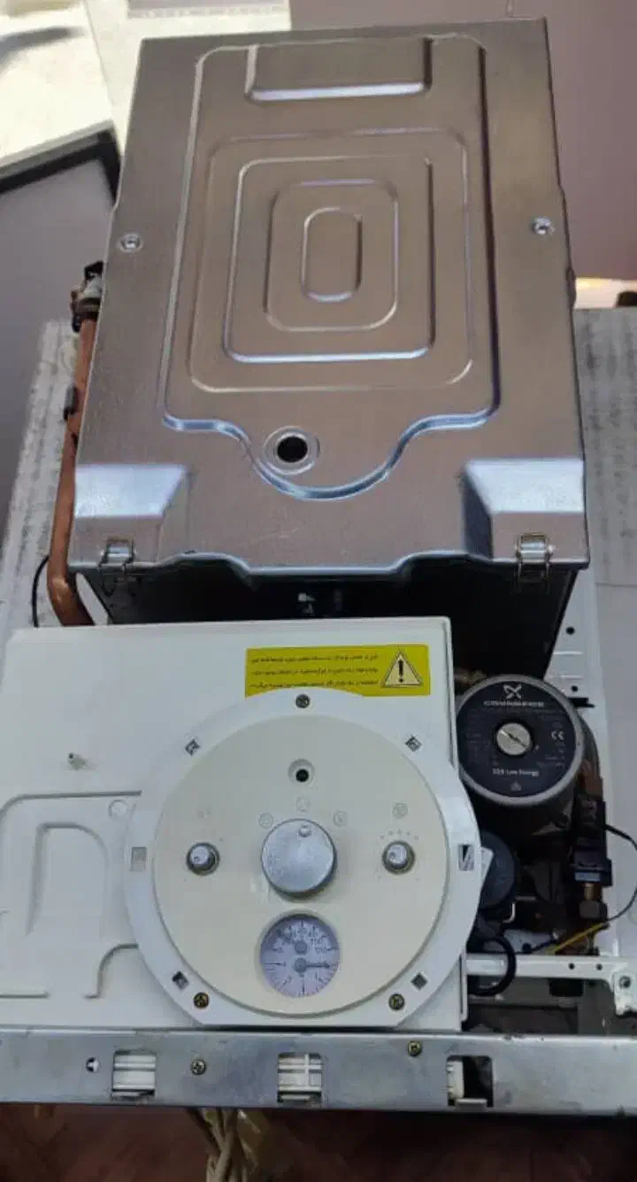 تعمیر و سرویس پکیج و آبگرمکن|آبگرمکن، پکیج، شوفاژ|اندیشه, اندیشه فاز ۱|دیوار