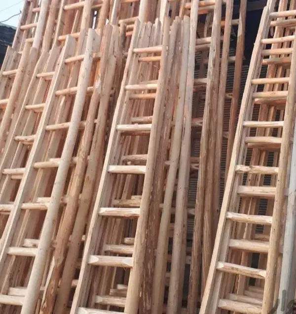 نردبان چوبی  ۳ و ۴ و ۵ متری ،،مهرشهر|مصالح و تجهیزات ساختمان|کرج, حسین‌آباد|دیوار