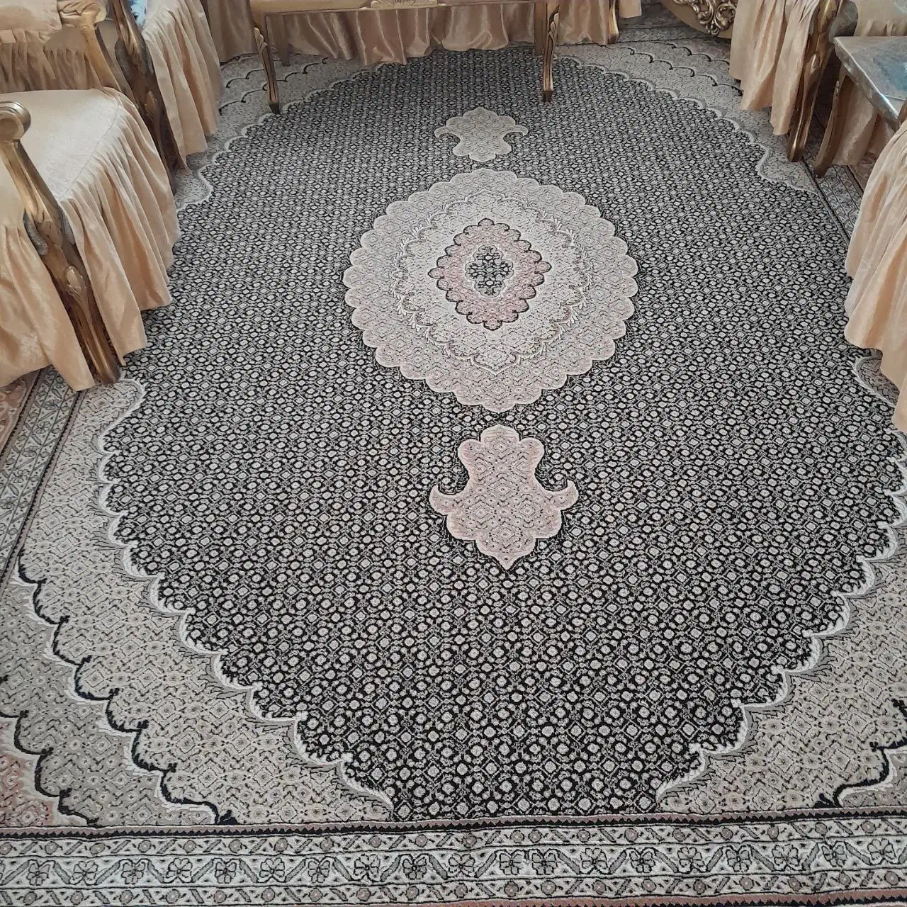 سه عدد فرش ۱۲ متری|فرش|مراغه, |دیوار