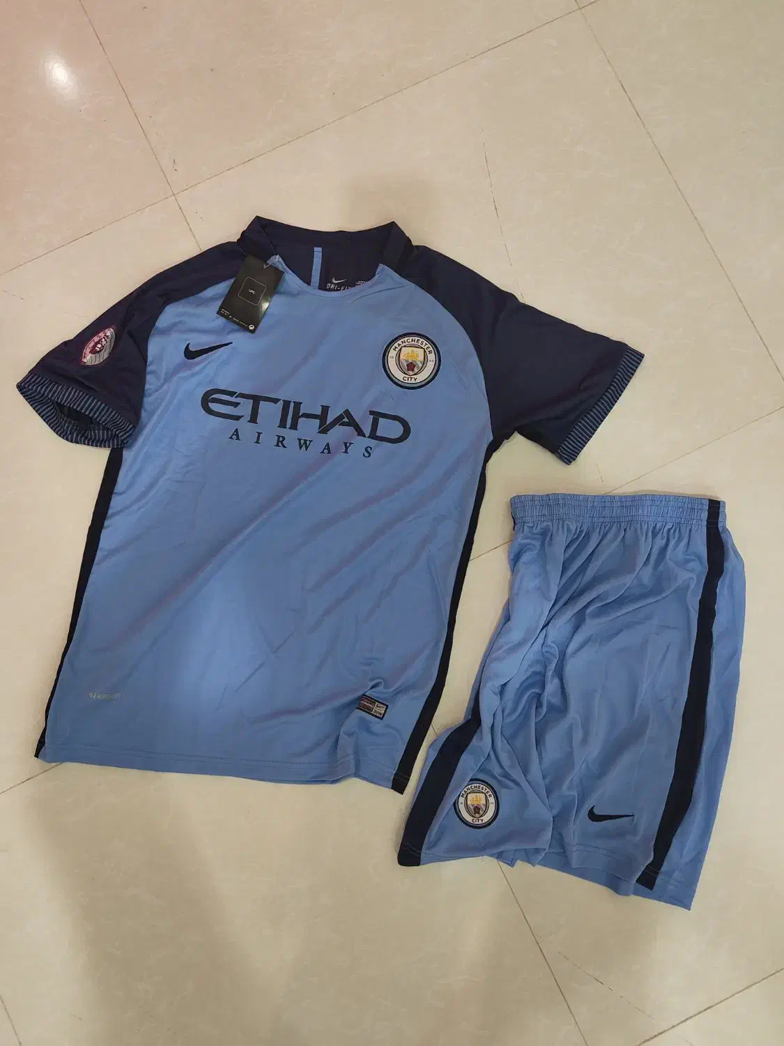 ست کلاسیک من سیتی 16-17 سایز Xl|لباس|شوشتر, |دیوار