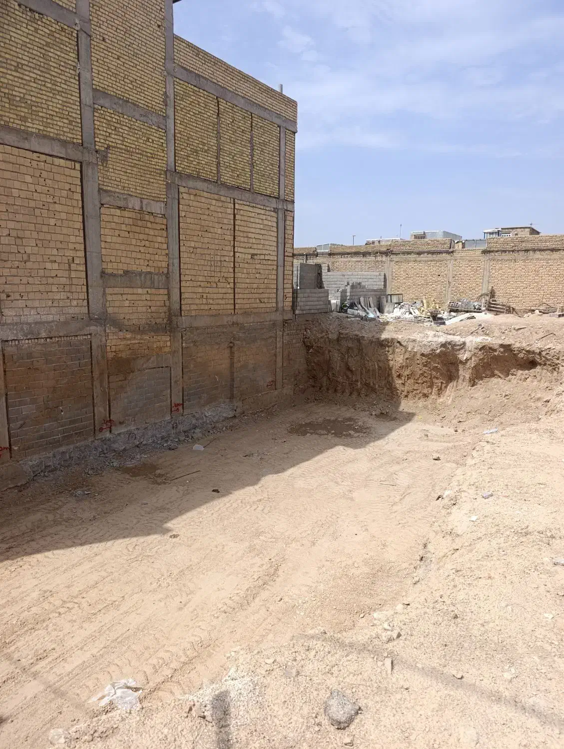 فروش زمین ۳۳0متری مسکونی و تجاری زرقان|فروش زمین و ملک کلنگی|شیراز, رکن‌آباد|دیوار