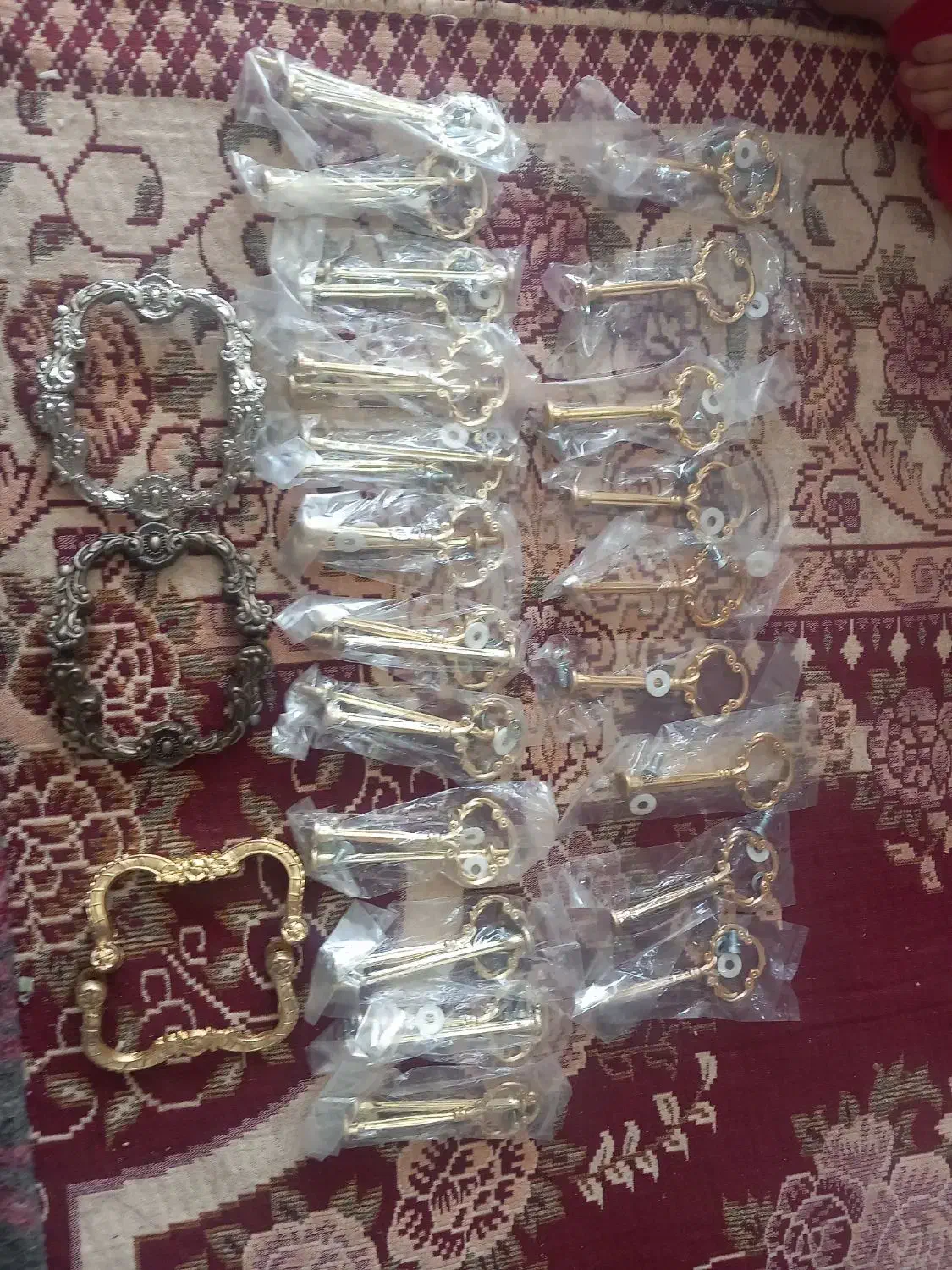 دسته فلزی|کلکسیون اشیاء عتیقه|مهربان, |دیوار